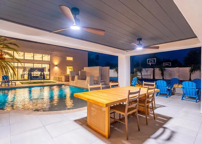 3millionresort Belltowerwatersldepicklebllgolf Phoenix